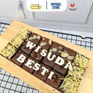 BROWNIES FUDGY / SKAT / COKLAT MEDIUM UK 20X10cm ISI 18 POTONG PREMIUM REQUEST HURUF - NAAM BROWNIES