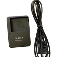 Fujifilm BC-95 BC95 Charger for NP-95 NP95 Battery F30fd 3D W1 X100S X100 X-S1 F30 F31