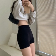 Quần Black Funoff Short - Biker short dáng ngắn nữ mùa hè năng động