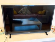 LG 32 Smart TV