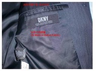 全新正品 DKNY 男性 黑色 銀條紋 全套 西裝 (包含西裝外套, 長褲) 羊毛 Armani P