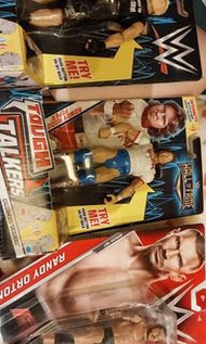 wwe 公仔 有電子