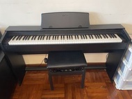 Piano keyboard
