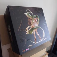 全新 音樂盒 初音 Miku Symphony 5th Anniversary Ver. 1/1 PVC Figure music box 340mm