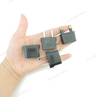 AC EU KR AU UK To EU US KR AU UK wall Travel power Adapter converter Electric Plug Sockets Outlet EU