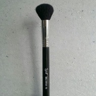 Sigma Small Contour Makeup Brush F05