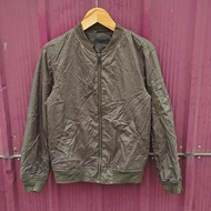 Uniqlo MA-1 bomber jacket