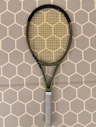 Wilson Blade V8 Pro 網球拍