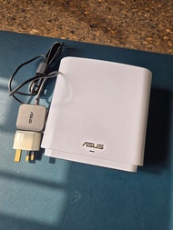 ASUS XT8 AX5600 Tri-Band WiFi Router