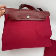 HERMES愛馬仕 Herbag39手提包單肩斜挎包， C刻  紅色， 附件子袋 ，尺寸39*32。