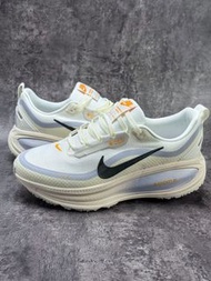 💥現貨💥 白橙清新百搭防水透氣 Nike ZoomX Invincible Run 3 Gore-Tex 專業緩震跑步鞋 | 男女同款 | Gore-Tex防水鞋面 | 全掌ZoomX高回彈中底 | 