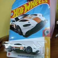 Hotwheels Aston Martin Vantage GTE