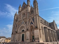 Assisi, Orvieto and Civita di Bagnoregio day tour from Rome