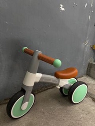 Hape 嬰兒平衡車