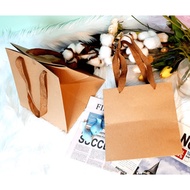 Simple square plain shopping bag paper bag kraft mini