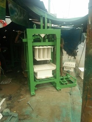 mesin cetak batako