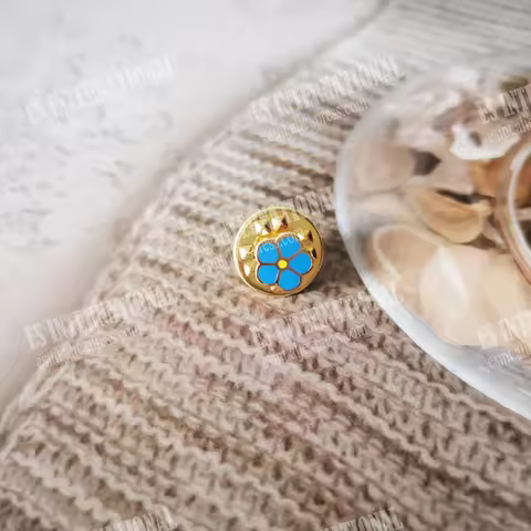 Masonic Lapel Pins Badge Mason Freemason flower BLM29a size 0.7*0.7cm Forget me not flower petal per