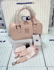 กระเป๋าสะพายผู้หญิง สะพายข้าง สะพายไหล่ ถือหิ้ว เอ็มแอลบี/MLB new arrivals ขนาด 9inv/นิ้ว