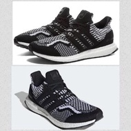 UltraBoost 5.0 DNA女裝 Adidas 黑白色跑步鞋 38號腳碼
