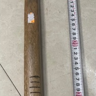 Cargo hammer weighs 943g