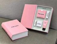 Real Shot❤ [Shopee Special Selection] 380 Prada Makeup Five-Piece Set Contains: My Benmo Measurement