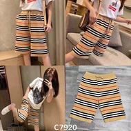 C7920 BB Striped Knit Midi Short Pants