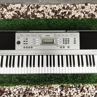 Piano Keyboard Yamaha PSR E353 bekas