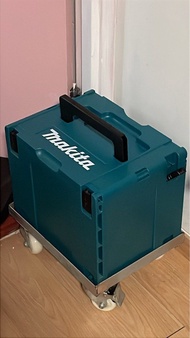Makita 工具箱連滑輪底座