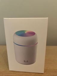 全新✨Portable USB Colorful Humidifier 加濕器 (for Car/ Home)