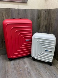 28+20” American tourister (輕微刮花，如圖，不明顯) 特價 🔍清倉 clearance sale ⚠️🆘 全新 正品正貨 100%authentic brand new 4/