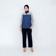 KEMEJA Lezahrasignature Soft Berry Denim Shirt LD 98cm Fit L BB 43-65kg