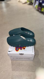 Nike Offline Slide 2.0 拖鞋