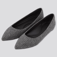 Pointed toe flats