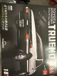 Toyota Sprinter Trueno AE86 1/8 模型車