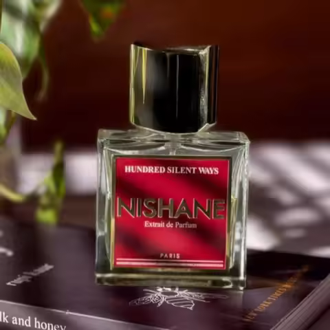 100ml Unisex Eau De Parfum Long Lasting Fresh Floral Fragrance Unique Signature Aroma with 6 Exclusi