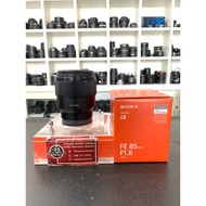 Sony FE 85 mm F1.8 Former Store No Hood