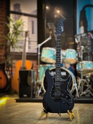 กีต้าร์ไฟฟ้า Kazuki รุ่น Newcomer ST FMT01 รูปทรง Stratocaster กับ ปิ๊กอัพ HH  HSS พร้อมเซตเริ่มต้นแ