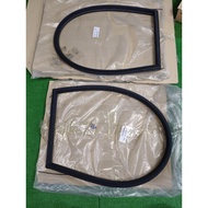 BMW E46CI COUPE 2 DOOR 3 SERIES GENUINE WINDOW SQUARE INNE RUBBER WEATHERSTRIP SEAL