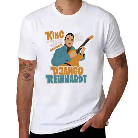 Django Reinhardt: A Jazz Guitar Legend Brought to Life with this Captivating Illustration. T-Shirt m