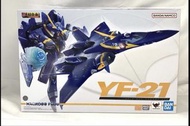 Bandai DX超合金 YF-21 Macross Plus