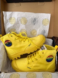 Palladium PAMPA SMILEY PRIDE