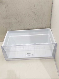 ช่องแช่ผักในตู้เย็นซัมซุง ชั้นล่างสุด SAMSUNG DA97-14336A  ASSY CASE VEG-LOW อะไหล่ของแท้ศูนย์ Model