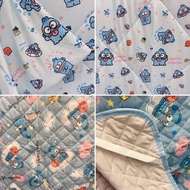 價值$900+ 《獨家四件套》 Cooling Set 👈睇下文、睇圖 文盲不要買拜託👈 最推薦嘅一款 《價值$400+》水怪冰絲被 150×200 cm + 《價值$300+》日本大熱水怪涼感床墊 