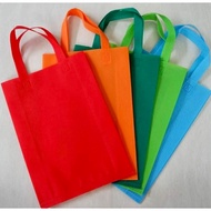 Pressed spunbond bag/spunbond bag/goodie bag/plain spunbond bag/spunbond bag 25x35