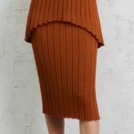 knitCircle - APPROVAL Skirt (3สี) Office collection กระโปรงไหมพรมคลุมเข่า ชายตัดตรง ลายทอ Rib เนื้อผ้ายืดหยุ่น ทิ้งตัว มีน้ำหนัก