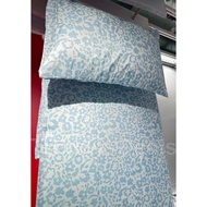 Duvet cover and pillowcase with floral motif CYMBALBLOMMA Duvet cover and pillowcase, white,biru/, v