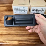 Công tắc mở cốp Huyndai Accent Elantra 2016-2021 (81260F2010)