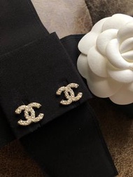 Chanel Earrings classic ❌Sold❌珍珠耳環 9 月🇬🇧單