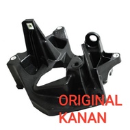 Original Honda ADV 150 Right Headlight Mount Cover 50311-K0W-N00