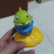 Grandpa Shark - BABY SHARK - KFC Chaki Happy Meal Mc Donalds